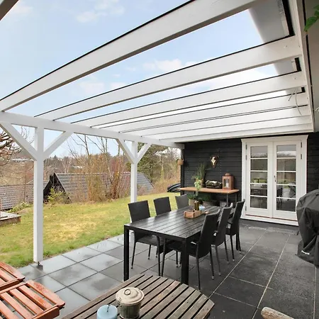 Charming Renovated House In Beautiful And Peaceful Surroundings *